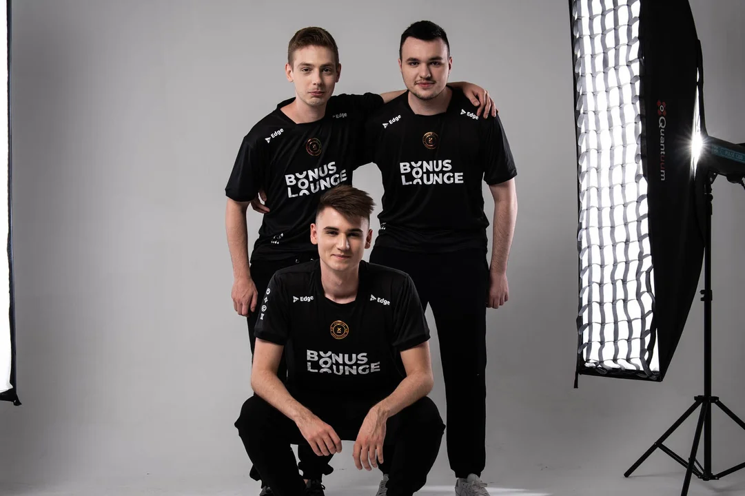 Counter-Strike: Polski zespół powalczy o awans na turniej i 250,000$ - Zdjęcie główne
