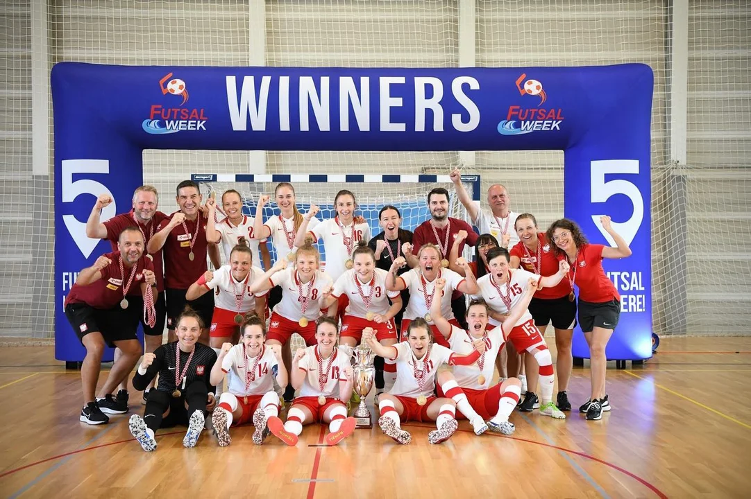 Triumf w finale. Futsalistki AZS UAM zagrały w reprezentacji Polski - Zdjęcie główne