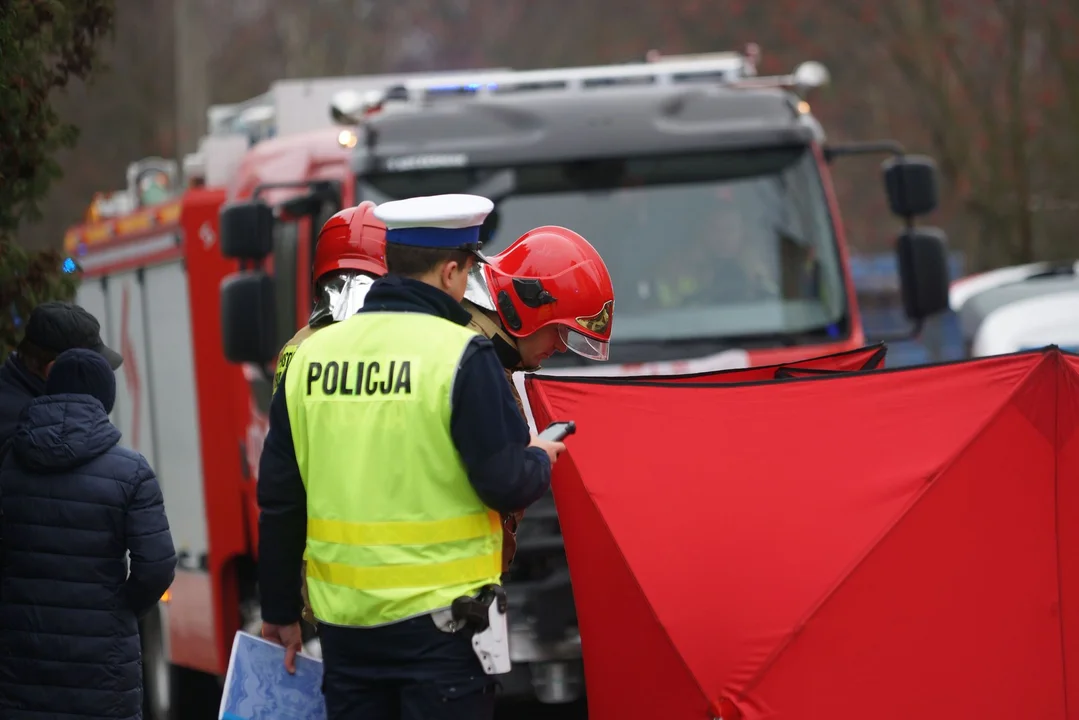 Mężczyzna utonął w szambie. Dwóch innych trafiło do szpitala - Zdjęcie główne