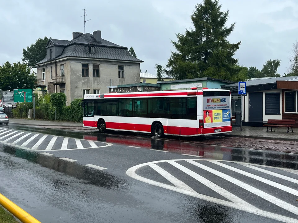 Pasażerowie komunikacji miejskiej będą zadowoleni. Aplikacja ułatwi piotrkowianom podróżowanie - Zdjęcie główne