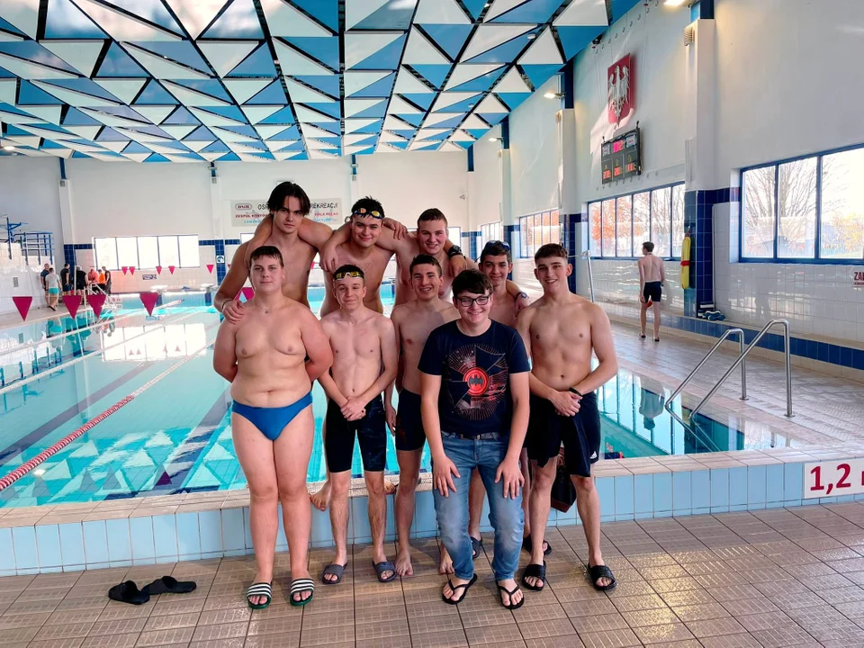 Piotrkowscy ratownicy na Mistrzostwach w Pływaniu Drużynowym - Zdjęcie główne