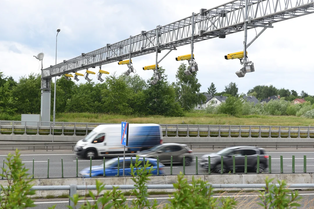 Odcinkowy pomiar prędkości w kolejnych miejscach. Zmiany nie ominą Piotrkowa - Zdjęcie główne