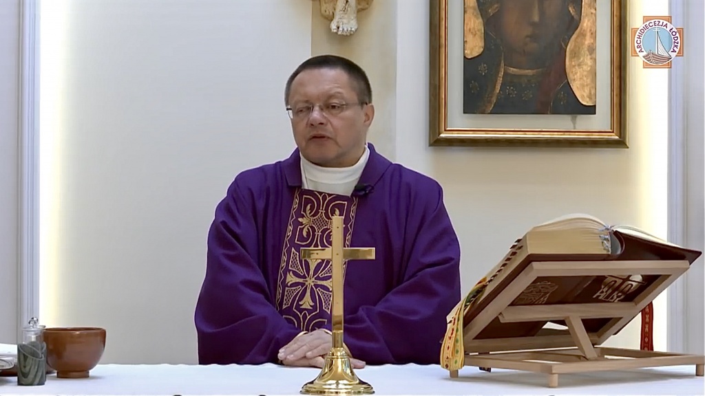 Msza święta sprawowana przez abpa Grzegorza Rysia. 4 kwietnia 7:30 [Transmisja] - Zdjęcie główne