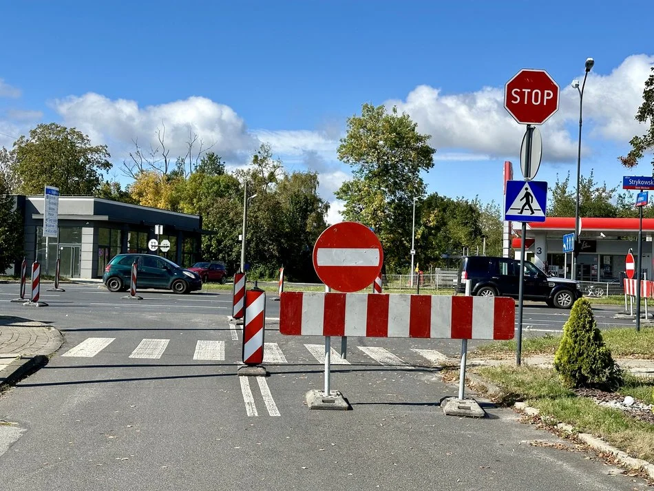 Którędy ominąć remontowany odcinek ulicy Strykowskiej? Ważne informacje dla kierowców - Zdjęcie główne