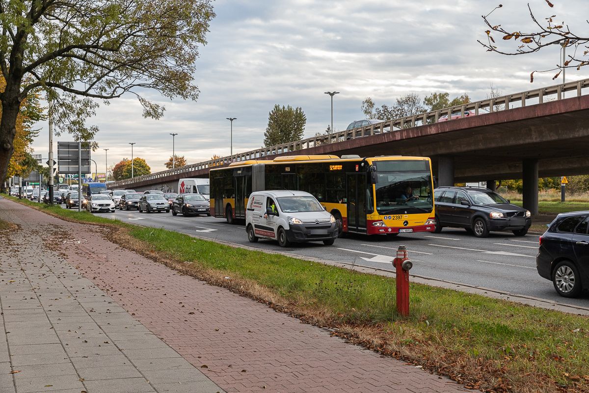Rozkłady jazdy to żart! „Autobusy MPK Łódź kursują jak chcą” [list do redakcji] - Zdjęcie główne