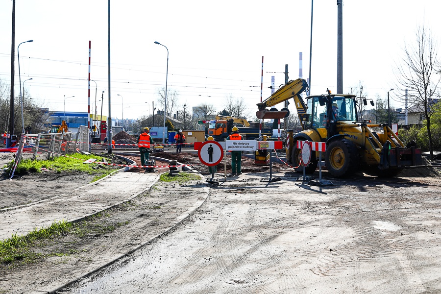 Wielkie remonty w Łodzi utrapieniem kierowców. Zobaczcie zdjęcia z Obywatelskiej i Wróblewskiego [galeria] - Zdjęcie główne