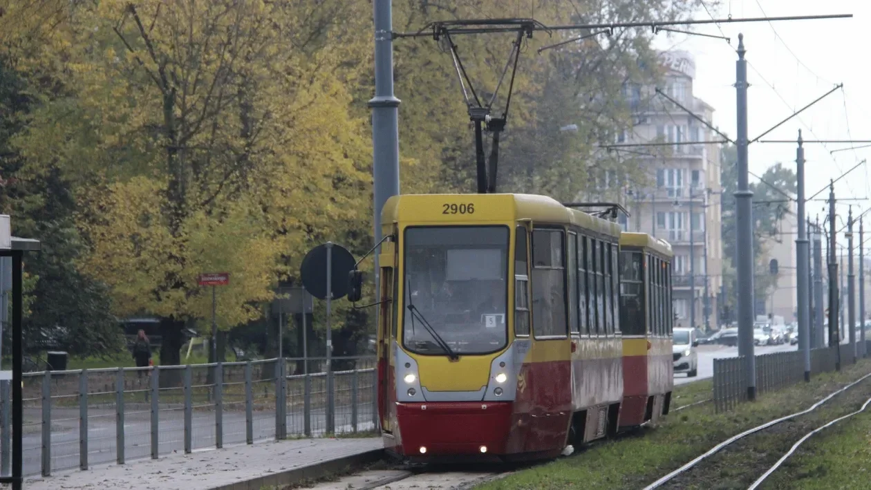 Włókniarzy bez tramwajów MPK Łódź. Zmiany na dwóch liniach i utrudnienia dla kierowców - Zdjęcie główne