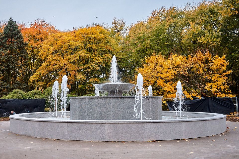 Nowa fontanna w Łodzi powstała z inicjatywy mieszkańców. Jak Wam się podoba? [zdjęcia]  - Zdjęcie główne
