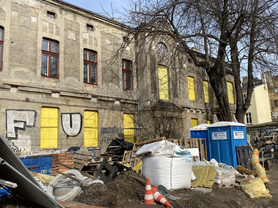 Secesyjna kamienica przy Zachodniej 76 w Łodzi stanie się biblioteką. Obecnie trwają prace remontowe - Zdjęcie główne