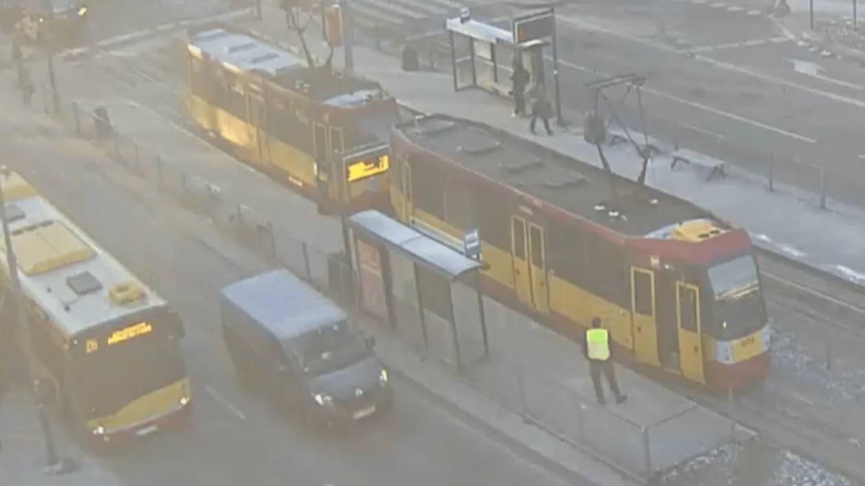 Zatrzymanie tramwajów MPK Łódź na ulicy Zachodniej w Łodzi. Wstrzymano ruch tramwajów w kierunku Zgierza - Zdjęcie główne