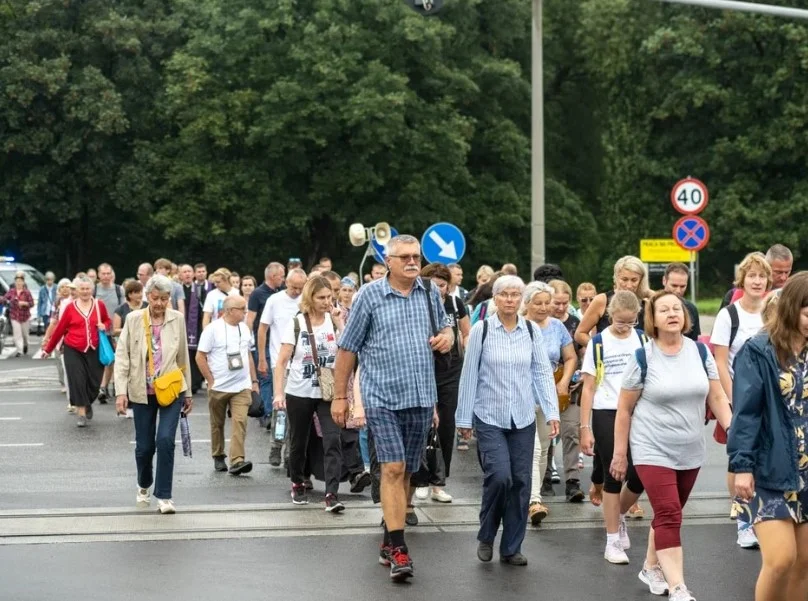 Ruszają zapisy na pielgrzymkę do Częstochowy. Z jakim hasłem w tym roku pójdą łodzianie? - Zdjęcie główne