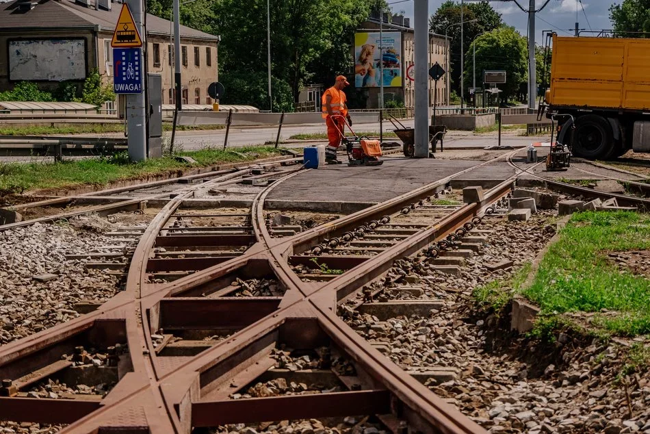 Remont łódzkich torowisk zakończy się wcześniej. Torowcy wyprzedzili terminy. Sprawdź szczegóły - Zdjęcie główne