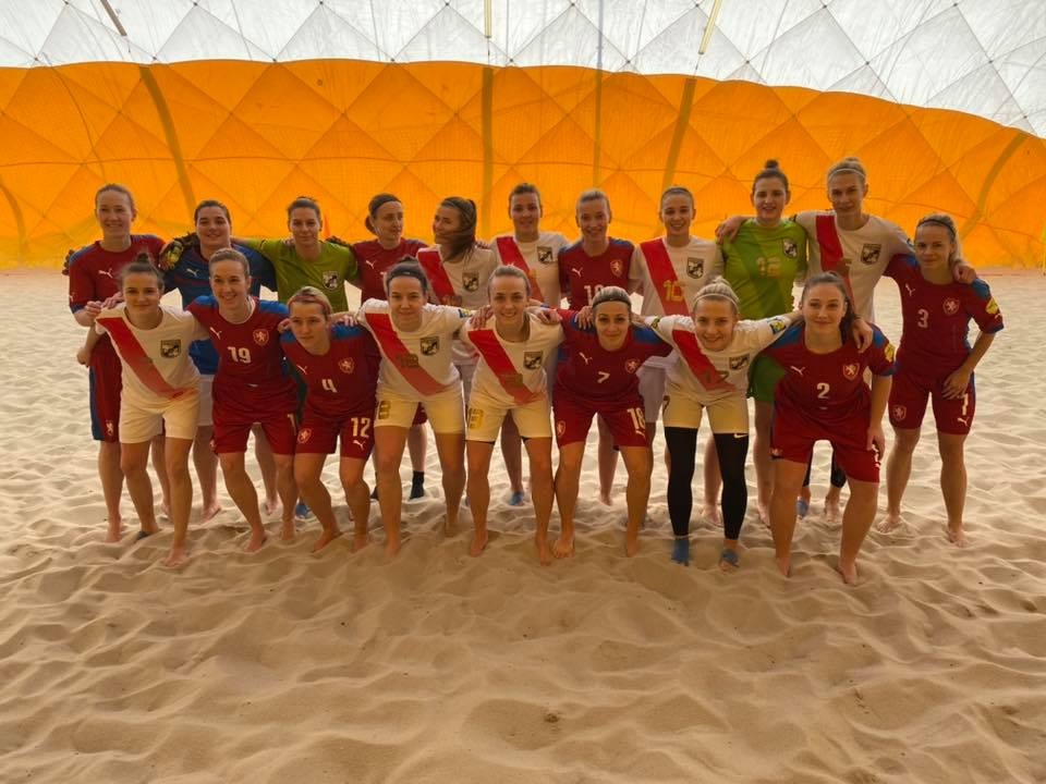 BEACH SOCCER: Czeszki im niestraszne! Futsal musi poczekać - Zdjęcie główne
