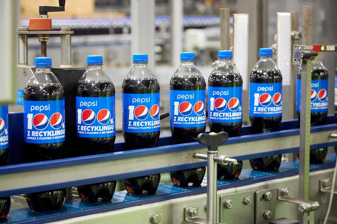 Od teraz Pepsi dostępna w butelkach w 100% z recyklingu - Zdjęcie główne