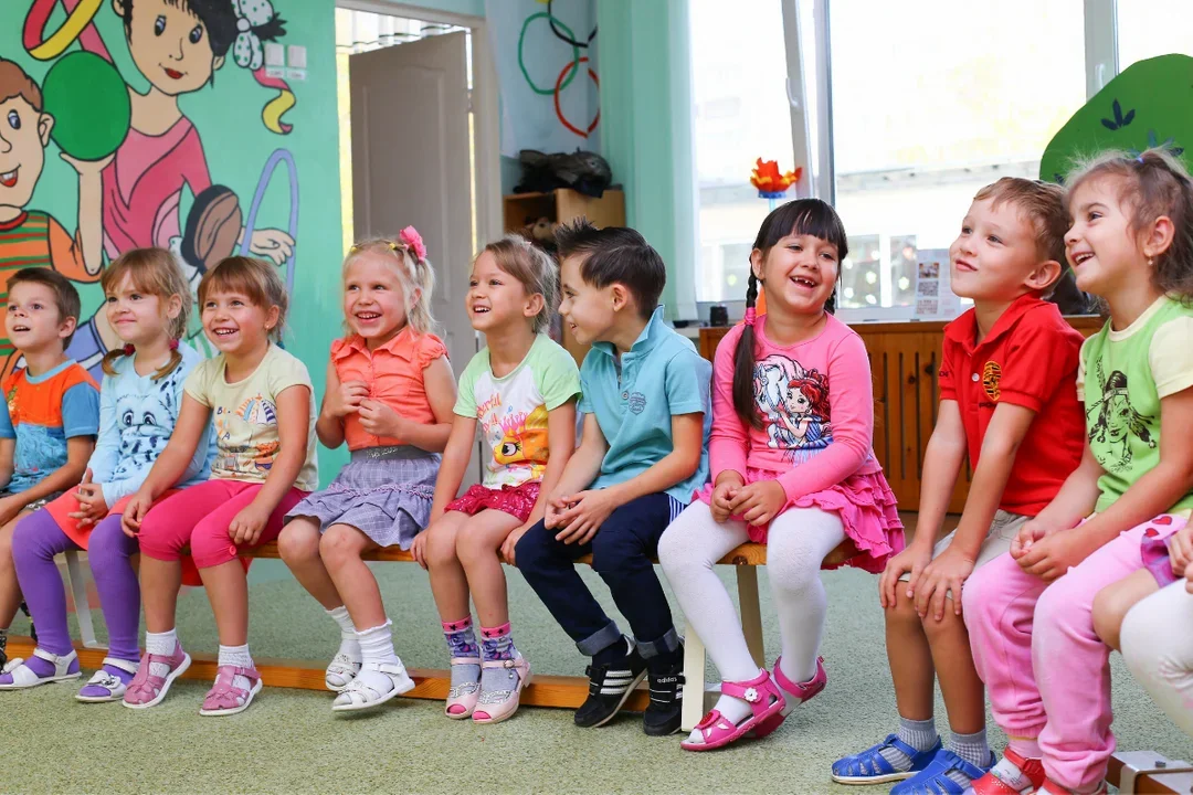 Łódź - Górna: Dwie sześciolatki uciekły z przedszkola i wybrały się na zakupy. Opiekunki mogą stracić pracę - Zdjęcie główne