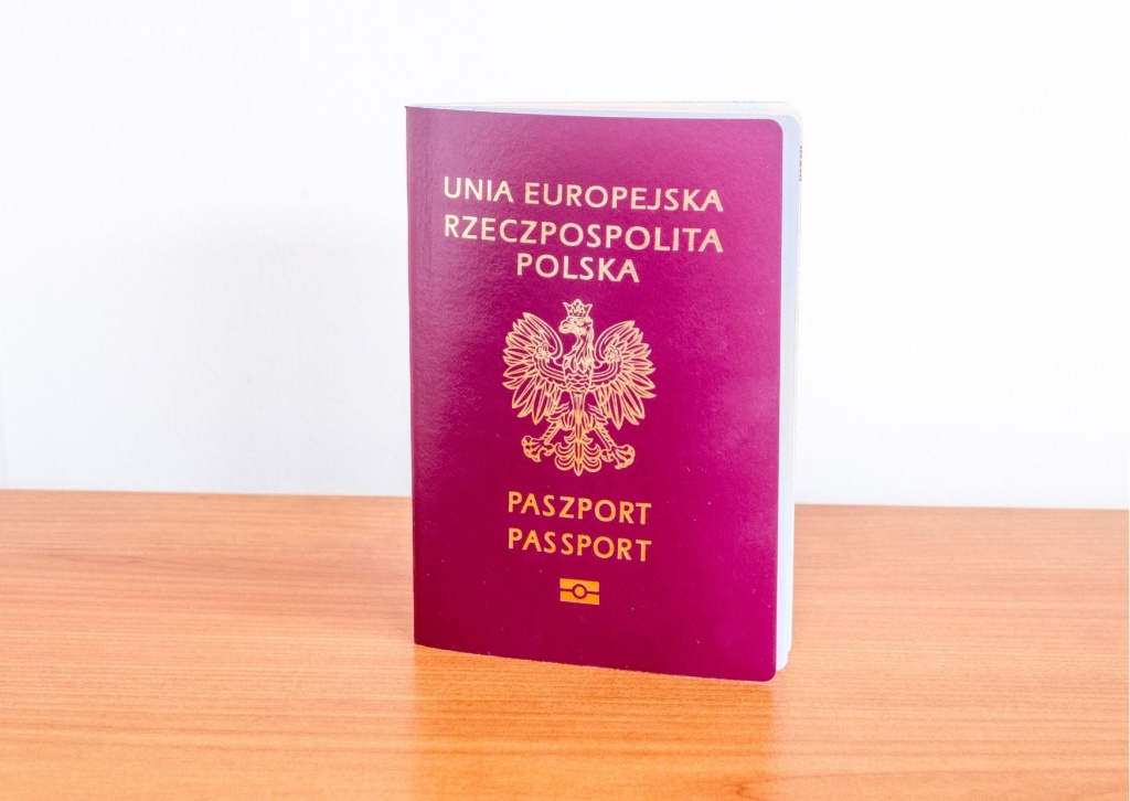 Gdzie wyrobić paszport w województwie łódzkim? Godziny otwarcia urzędów paszportowych w Łódzkiem - Zdjęcie główne