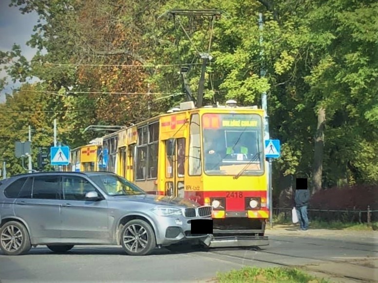 Zdarzenie drogowe z udziałem tramwaju na ul. Kilińskiego - Zdjęcie główne