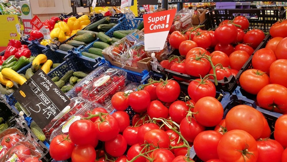 Retkinia Łódź. Gdzie mieszkańcy Retkini kupują warzywa i owoce? [sonda, wideo] - Zdjęcie główne