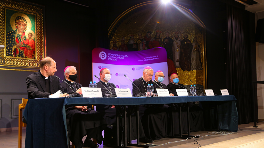 Jest stanowisko polskich biskupów w kwestii LGTB+. „Kościół jest otwarty na dialog z każdym człowiekiem” - Zdjęcie główne