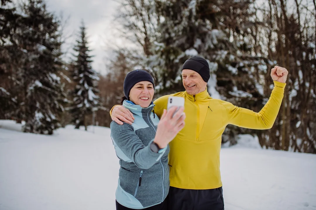 Zimowa aktywność fizyczna dla początkujących – co robić, aby nie skończyła się chorobą? - Zdjęcie główne