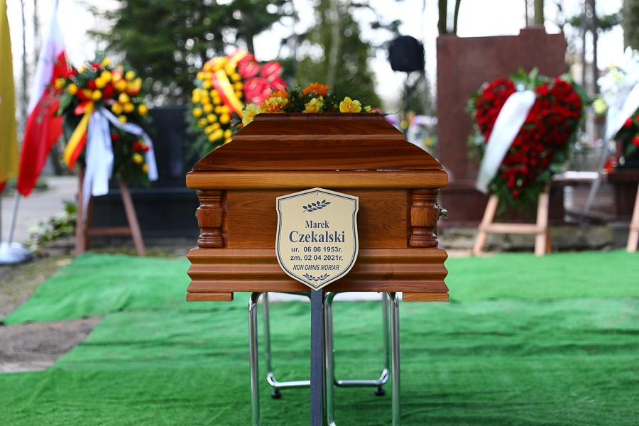 Pogrzeb Marka Czekalskiego. Były prezydent Łodzi pochowany w Alei Zasłużonych na cmentarzu komunalnym „Doły” [zdjęcia] - Zdjęcie główne