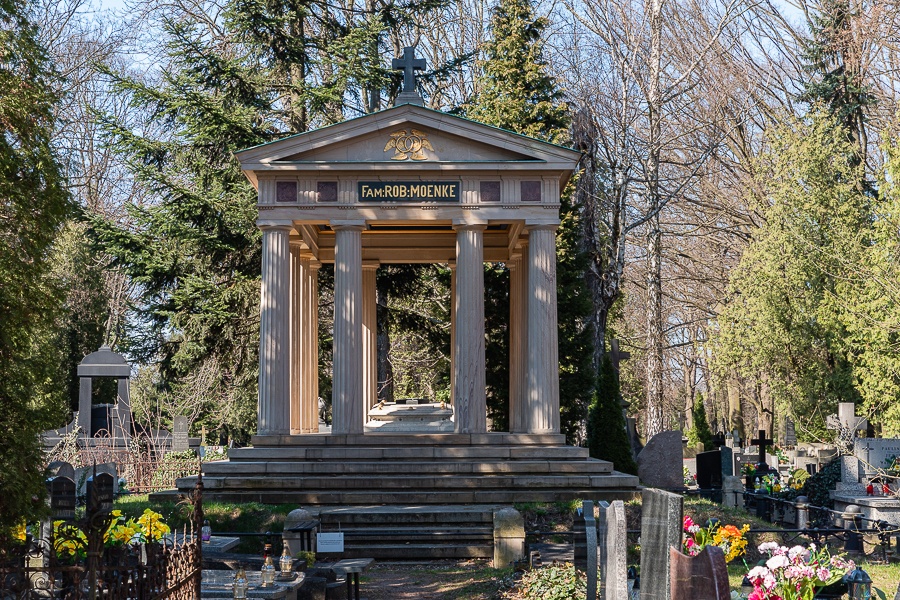 Czy cmentarz może być urokliwy? Sprawdź! Zobacz Stary Cmentarz okiem TuŁódź.pl [zdjęcia] - Zdjęcie główne