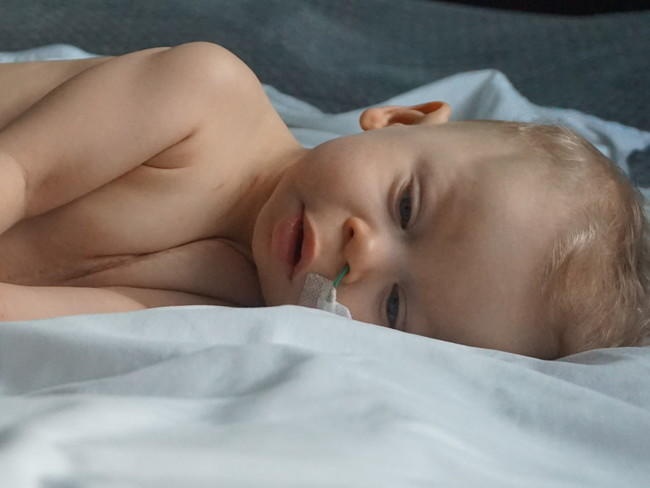 Mały Wiktorek walczy o życie. Jego operacja w Austrii została odwołana przez pandemię koronawirusa! Zrozpaczeni rodzice chłopczyka proszą o pomoc - Zdjęcie główne