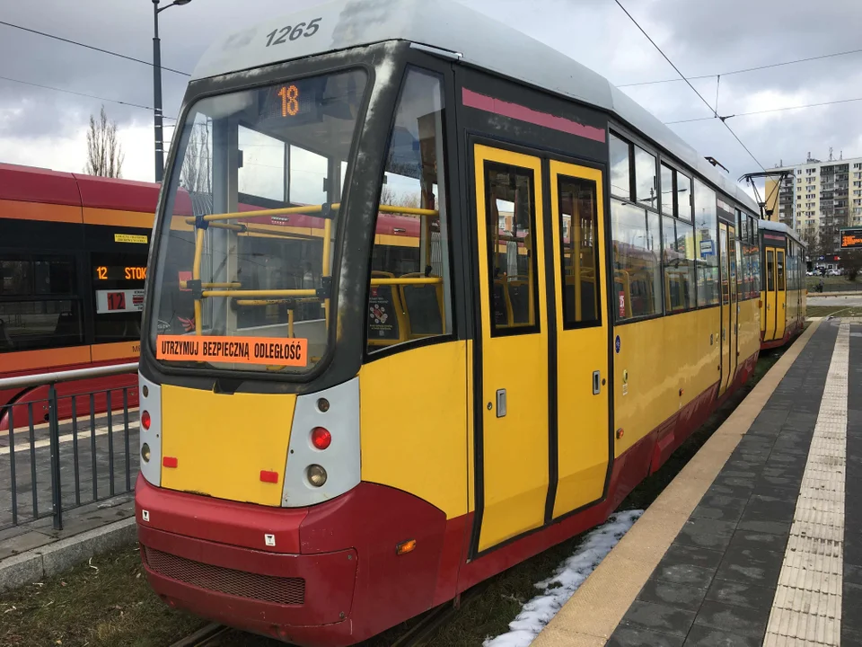 Wykolejenie tramwaju na Retkini. Duże utrudnienia dla podróżnych MPK Łódź - Zdjęcie główne