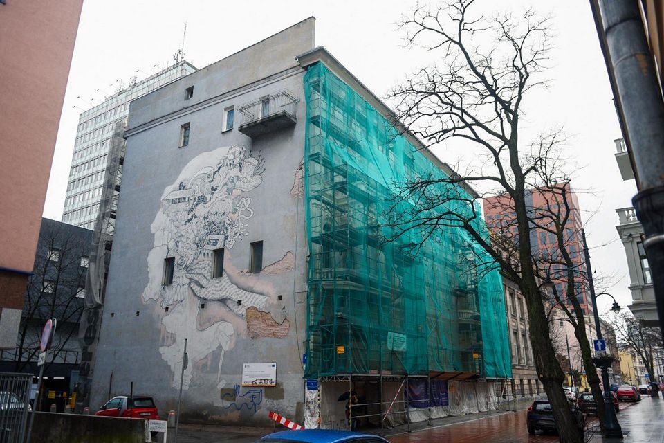 Niesamowite odkrycie podczas rewitalizacji budynku w centrum Łodzi [ZDJĘCIA] - Zdjęcie główne