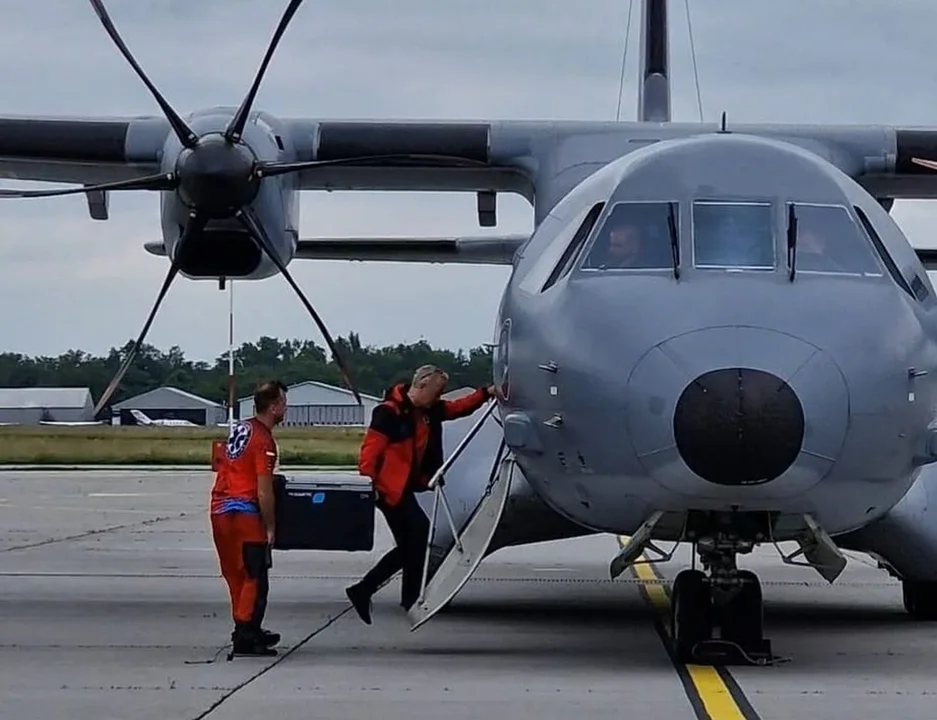 Wojskowe samoloty Casa i Bryza na lotnisku w Łodzi. Miały niezwykłą misję [ZDJĘCIA] - Zdjęcie główne