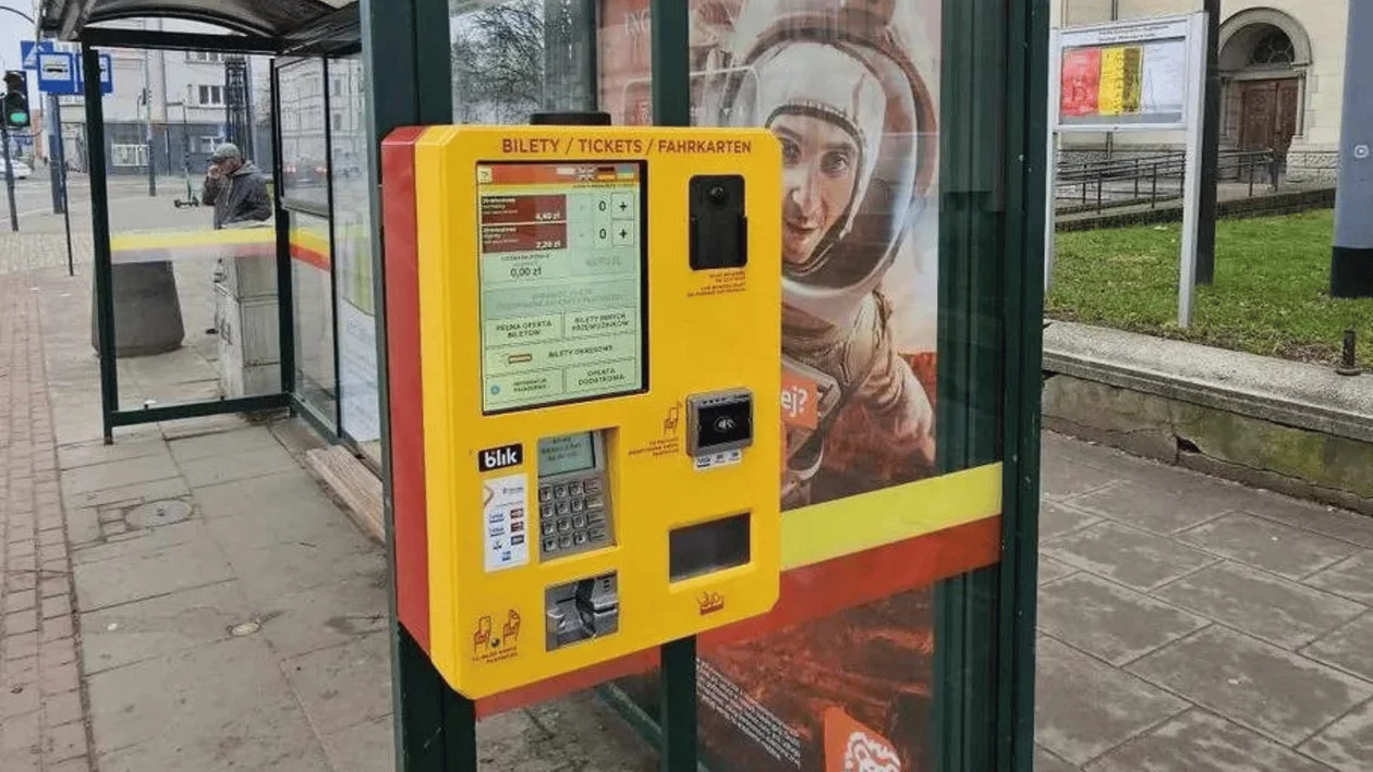 Biletomaty MPK Łódź staną w nowych miejscach. Gdzie je spotkamy? [ZDJĘCIA] - Zdjęcie główne