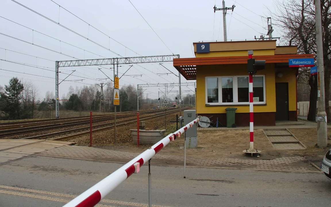 Dróżnicy przy przejazdach kolejowych w Łodzi boją się o swoje życie. Jest reakcja PKP PLK - Zdjęcie główne