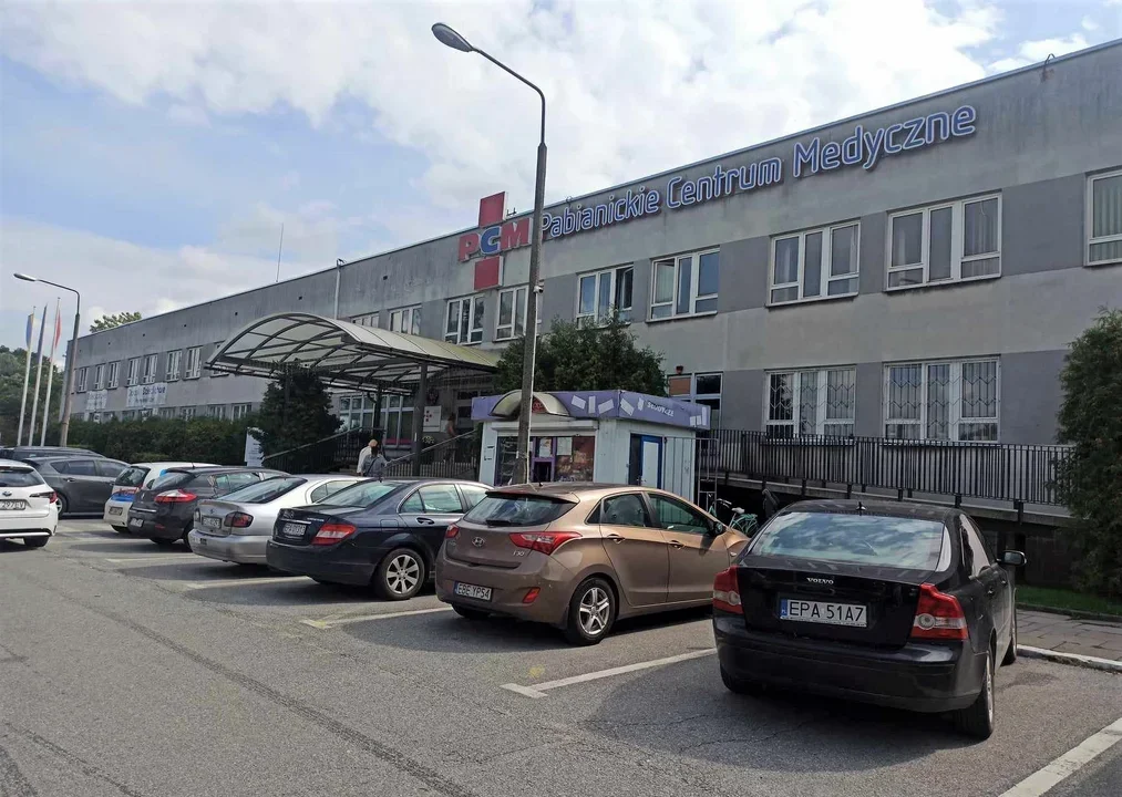 Pabianickie Centrum Medyczne odwołało się od kary nałożonej po kontroli przez NFZ. Szpital miał odmówić pacjentce legalnej aborcji - Zdjęcie główne