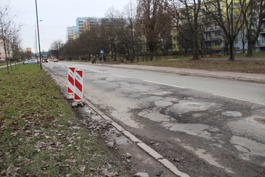 Będzie przebudowa ważnej ulicy łączącej Żabieniec z Bałutami? Zarząd Dróg Transportu w Łodzi komentuje [ZDJĘCIA] - Zdjęcie główne