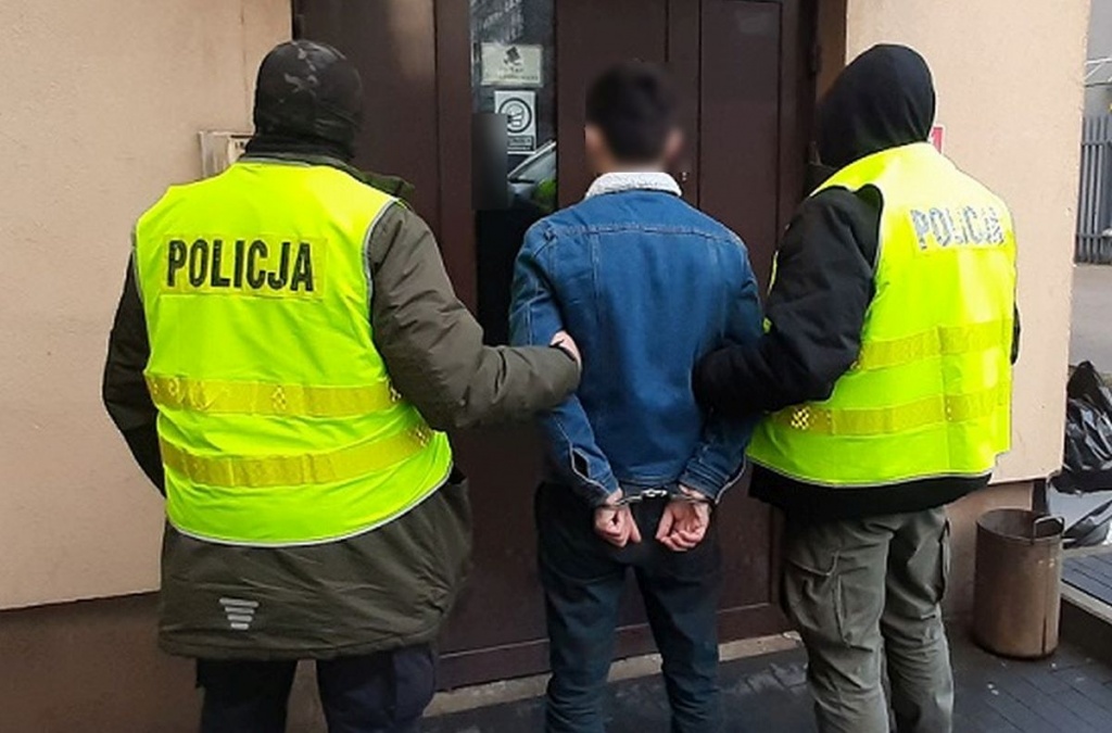 Napad na konwojenta w Łodzi. Policja zatrzymała jednego z podejrzanych - Zdjęcie główne