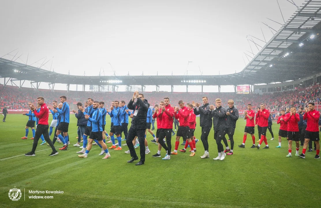 Odwołany mecz Widzewa Łódź z Ruchem Chorzów. Drużyna opublikowała ważne oświadczenie [ZDJĘCIA] - Zdjęcie główne