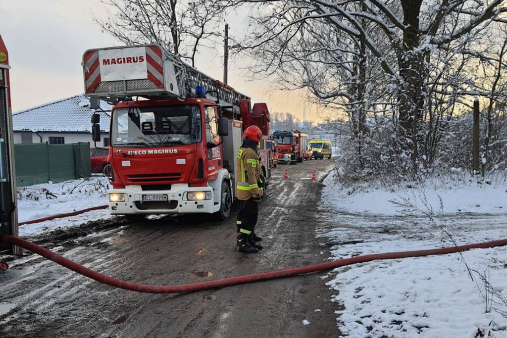 Kolejna w ostatnich dniach ofiara pożaru w Łodzi! Tym razem do tragedii doszło na Stokach  - Zdjęcie główne