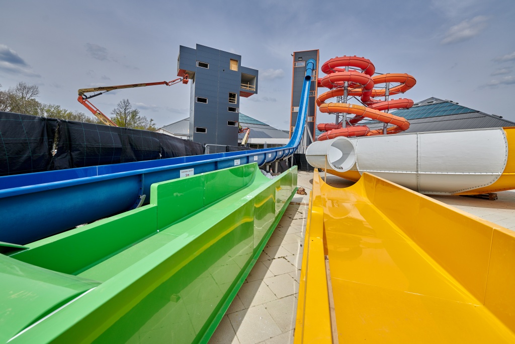 Gigantyczna zjeżdżalnia na Fali! Od czerwca wiele nowych atrakcji w łódzkim aquaparku [ZDJĘCIA] - Zdjęcie główne