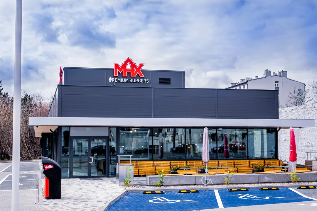 Otwarcie MAX Premium Burgers w Łodzi. Sprawdź, co przygotowano na otwarcie [foto]  - Zdjęcie główne