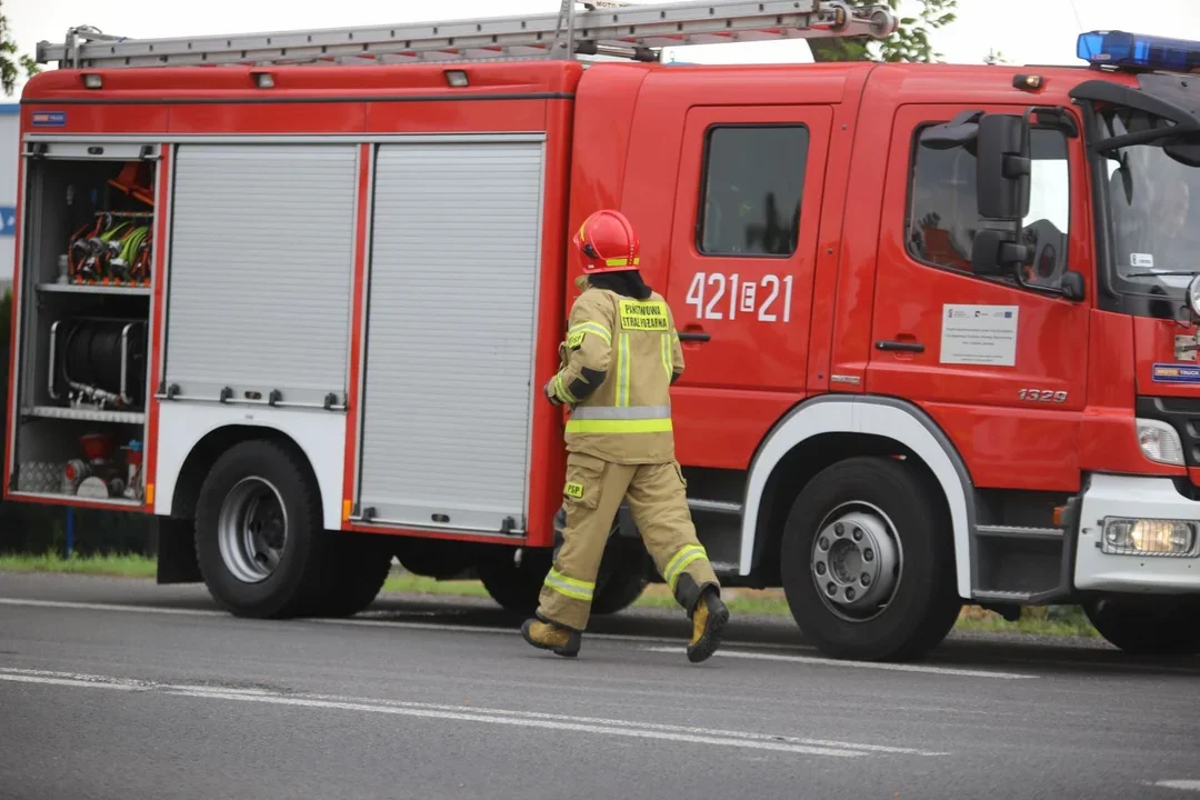 Akcja ratunkowa na kąpielisku Nad Lindą w Grotnikach. Na miejscu wszystkie służby - Zdjęcie główne