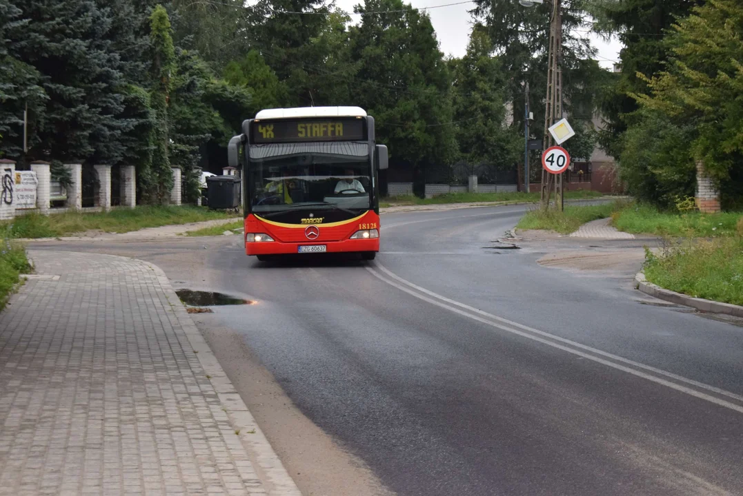 Komunikacja miejska w Zgierzu potrzebuje rewolucji. Czy nowa ankieta może coś zmienić? [KOMENTARZ] - Zdjęcie główne