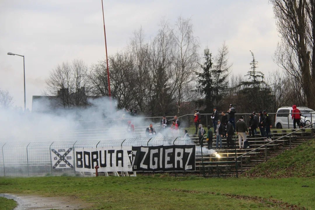 Historyczny moment dla zgierskiej piłki nożnej. Po 11 latach odbędą się derby - Zdjęcie główne