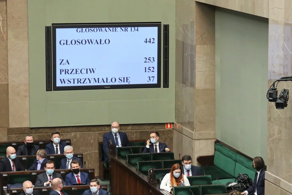 Porażka „Lex Kaczyński” w Sejmie. "Gniot, bubel prawny" - grzmi opozycja - Zdjęcie główne