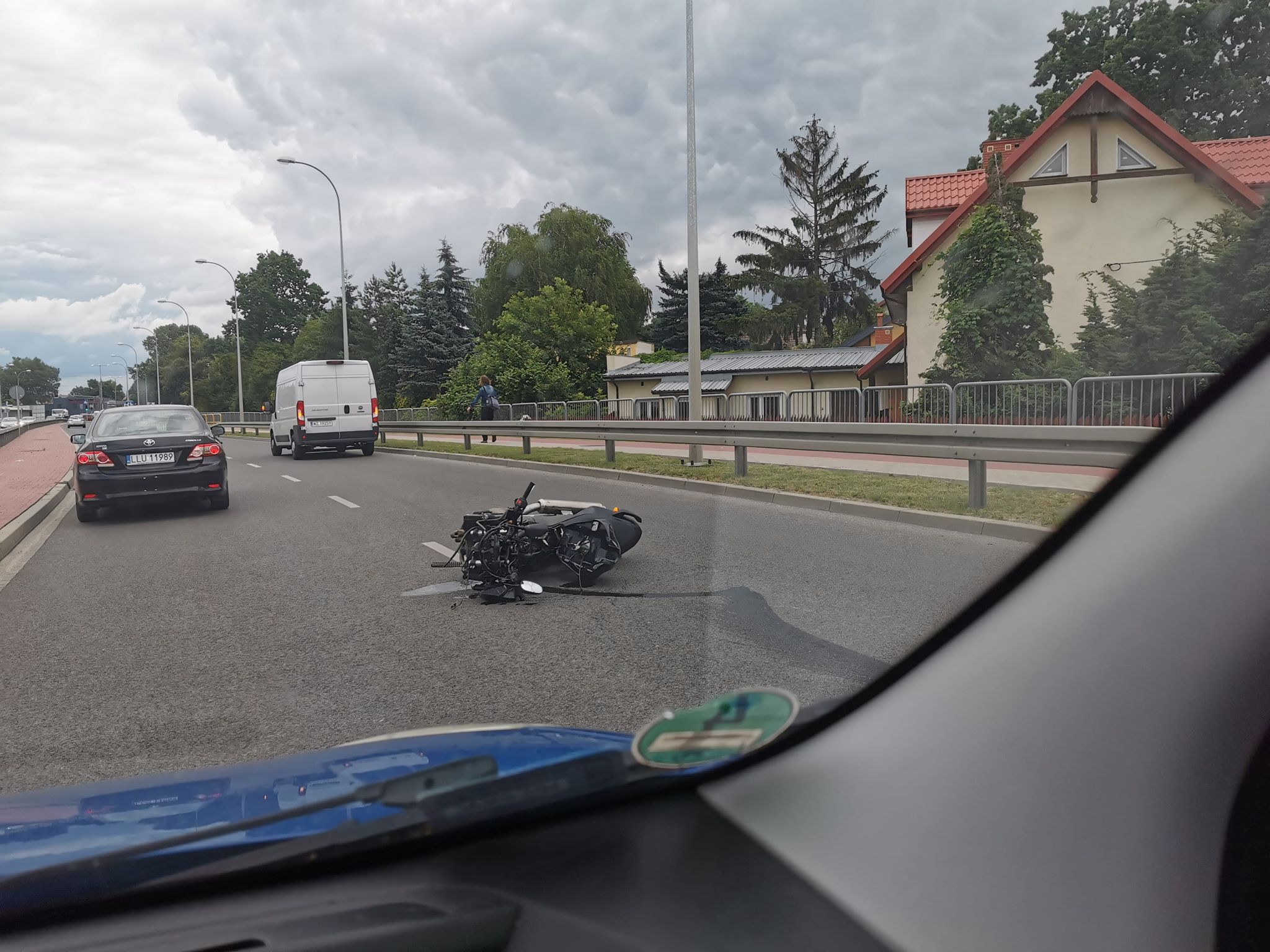 Wypadek motocyklisty w Pruszkowie [FOTO] - Zdjęcie główne